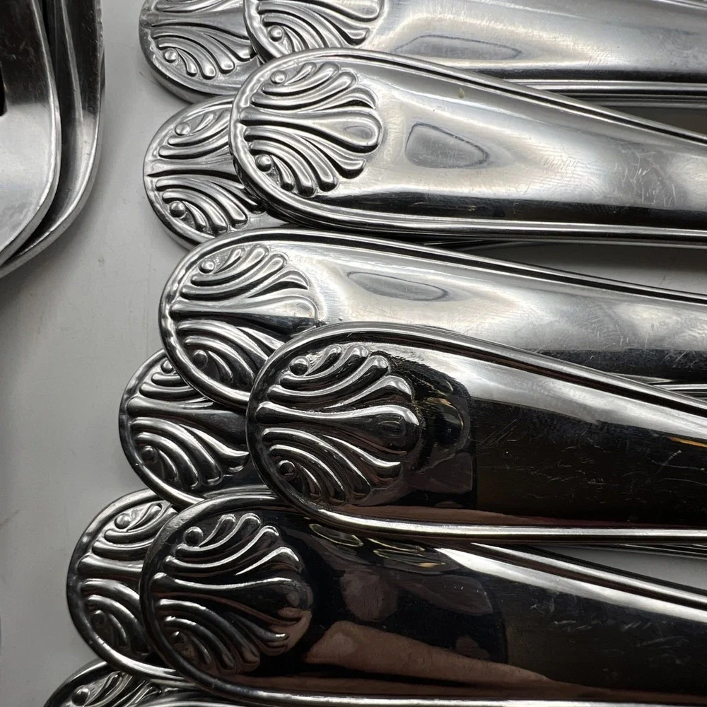 Towle Everyday London Shell Stainless Flatware 48 Pc Set Service for 12+11 Extra